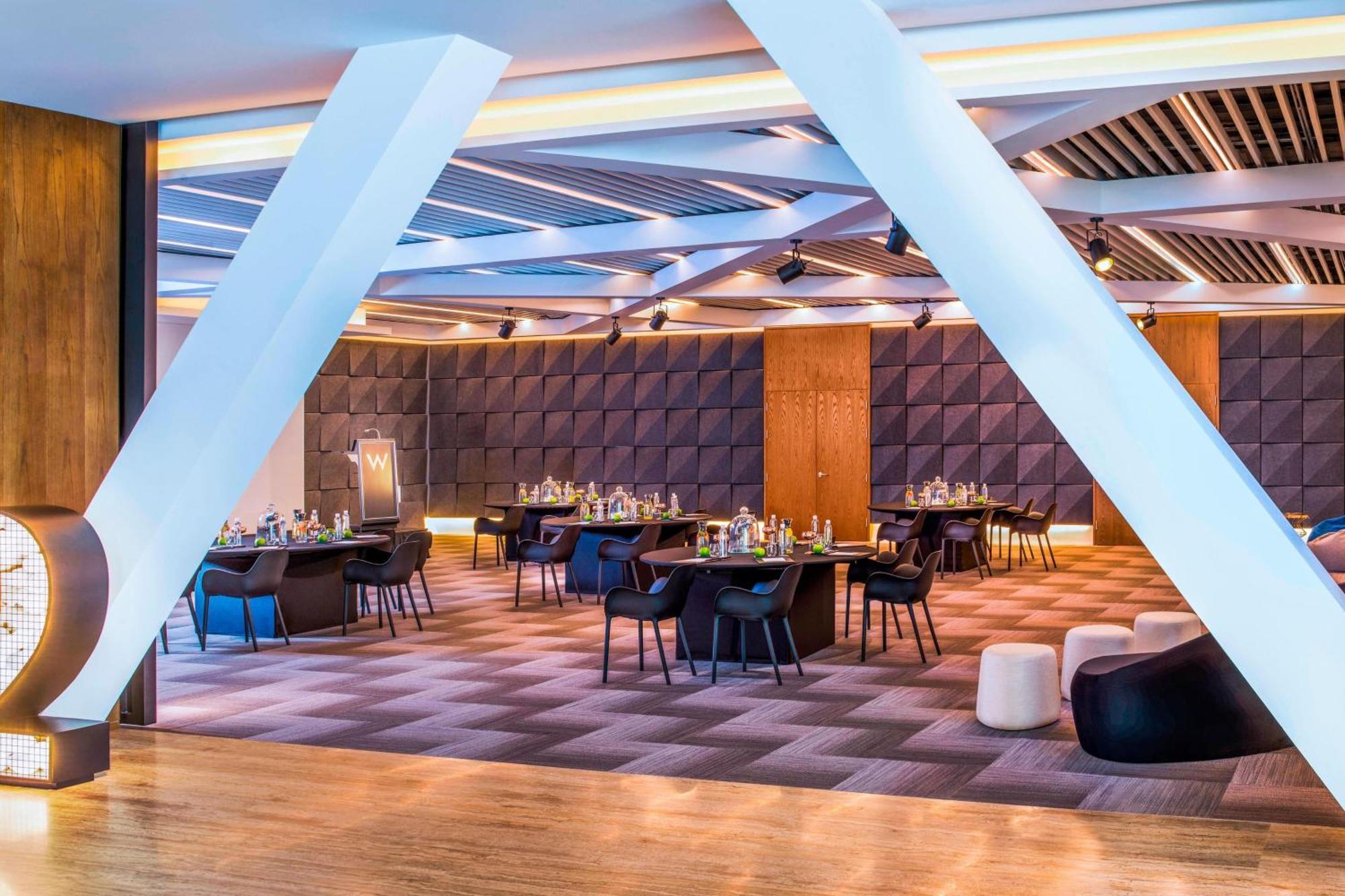 W - The Bund Hotel Shanghai
